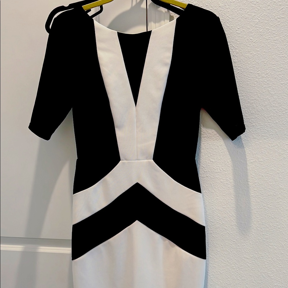 Tight fitting midi